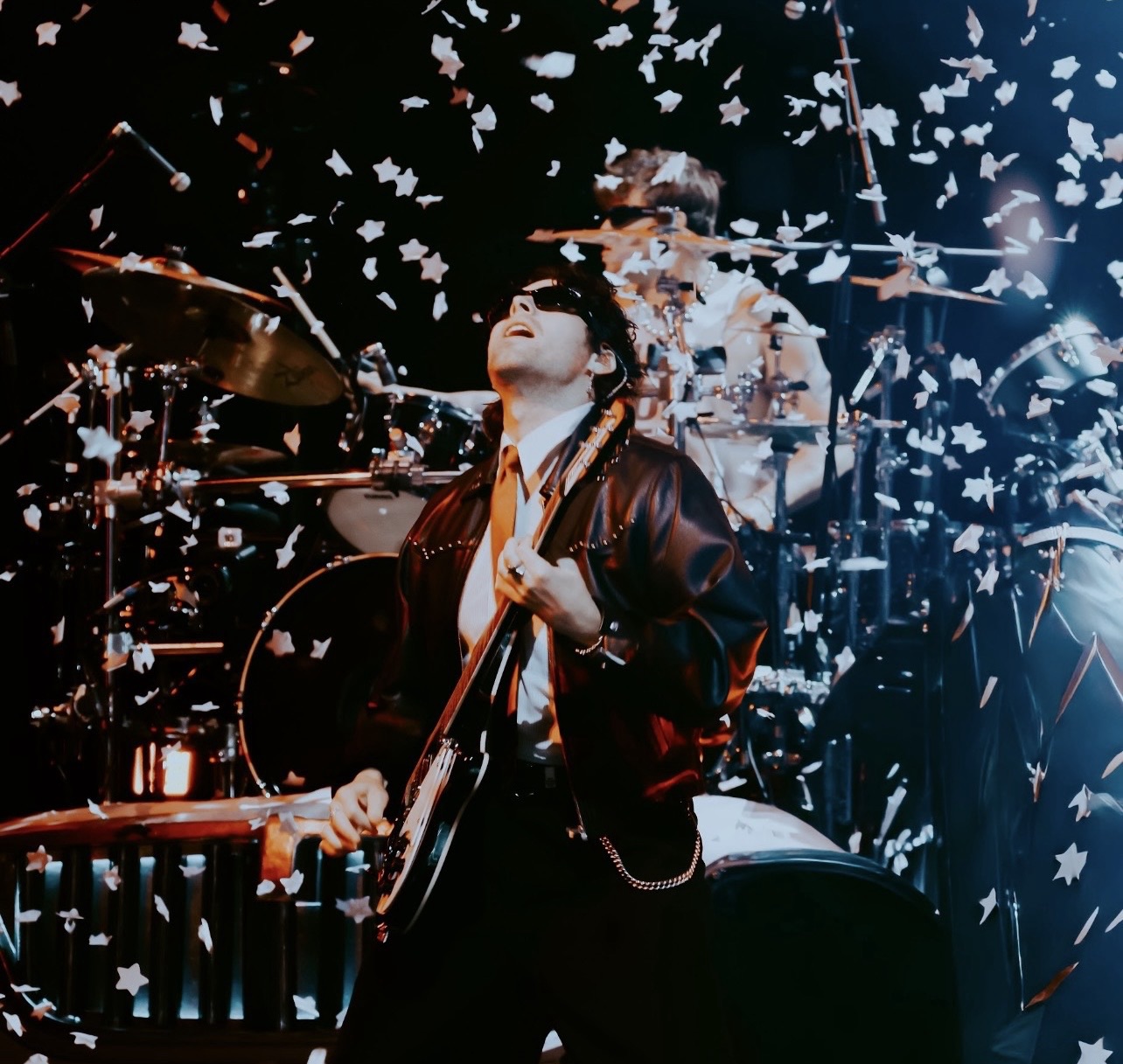 Confetti, Banana Suits, and a Mock Awards Show: 5SOS Takes Over Atlanta